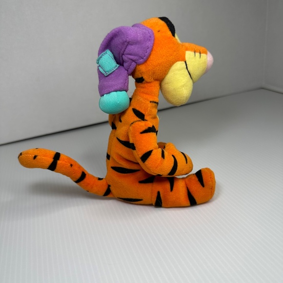Disney ‘s Winnie The Pooh’s Tigger Star Bean Plush Mattel - Picture 3 of 10